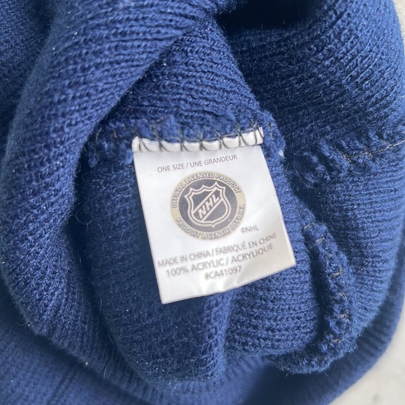 New York Rangers Striped Knit Hat - Picture 3 of 5